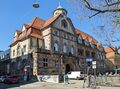 Das historische Gebäude der [[Leopold-Ullstein-Realschule]], März 2022