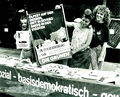 Grüner Wahlkampf 1989 in der Fußgängerzone, im Bild v. l. n. r.: Lore Schindowski, Evelyn Streit, <a class="mw-selflink selflink">Dagmar Svoboda</a>