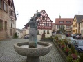 Der Brestlasbrunnen in <!--LINK'" 0:35--> von <a class="mw-selflink selflink">Gudrun Kunstmann</a>