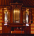 Die Simon-Orgel im historistischen Prospekt