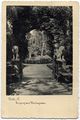 Ansichtskarte vom Eingang zum Klostergarten im <!--LINK'" 0:5-->. Die beiden Löwen wurden 1911 von <!--LINK'" 0:6--> gestiftet, gel. 1939