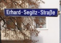 Straßenschild Erhard-Segitz-Straße