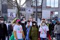 Teile des Ensemble der Dullnraamer bei einer Kundgebung für die Kulturschaffenden während der COVID-19-Pandemie, Feb. 2022