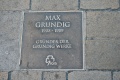 <a class="mw-selflink selflink">Max Grundig</a> am Fürther <!--LINK'" 0:41-->.