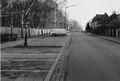 Blick in die Jakob-Henle-Straße zum Klinikum Haupteingang. Links befindet sich heute der Zugang zum Parkhaus. Aufnahme vom 26.1.1975