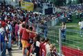 Die Fankurve der "Roten Teufel" im DFB-Pokalspiel SpVgg : Kaiserslautern (Ergebnis 1:0 für Fürth) im Ronhof, August 1996