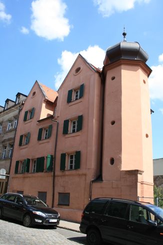 Lochnersches Gartenhaus Fassade Theaterstr.jpg