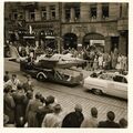 Erntedankfestzug in der Schwabacher Straße, 1956