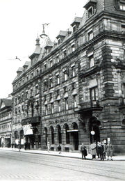 Parkhotel Kino 1940.jpg