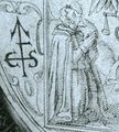 Selbstbildnis von Conrad Stutz auf der Gravurplatte des gestifteten Kelches von 1626; links daneben das Meisterzeichen: ein aufsteigender Pfeil mit aufgelegtem "F" (für Fürth) an dessen Mittelstrich die Buchstaben "C" und "S" (für Conrad Stutz)