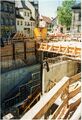 Blick auf die Bauarbeiten <!--LINK'" 0:2-->, im Hintergrund die Mohrenstraße und das Fachgeschäft Eisen-Walter, Mai 1996
