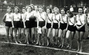 Betriebssportgruppe Quelle 1942.jpg