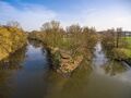 Zusammenfluss von Rednitz und Pegnitz zur Regnitz vereint. Aufnahme vom 2. April 2016