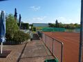 Gelände des Tennisclubs innerhalb des TSV in Burgfarrnbach, April 2017