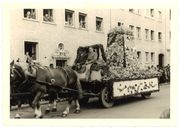 Erntedankfestzug 1956 (3).jpg