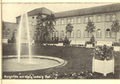König-Ludwig-Bad, Hauptgebäude mit Fontäne, historische Postkarte, um 1913