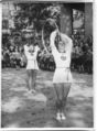 Tag der Arbeit 1937, die KdF-Betriebssportgruppe der Firma Schickedanz in der  heutigen <!--LINK'" 0:47--> bei einer sportlichen Vorführung