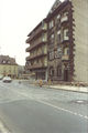 Abriss der Wohngebäude Uferstraße 3 u. 4, heute Auffahrt zur Kulturterrasse der <!--LINK'" 0:52-->. Im Hintergrund Königstr. 1