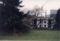 Baumaßnahmen im ehem.  im Februar 1988. Rechts Hochhaus Gebäude vom <a class="mw-selflink selflink">Klinikum Fürth</a>.
