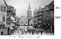 Marktplatz mit den Treppenanlagen vor den Eingängen; vor 1900