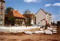Umbau der , die Verlegung der Steinplatten an der ehemaligen Straßenbahnwendeschleife ist weiter fortgeschritten... im Mai 2005