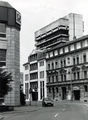 An der Post, im Hintergrund die Hauptfiliale der Sparkasse Fürth, ca. 1995 (Mit freundlicher Genehmigung der Fürther Nachrichten)