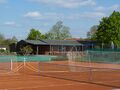 Gelände des Tennisclubs innerhalb des TSV in Burgfarrnbach, April 2017