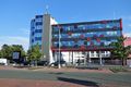 Firmenzentrale und Betriebsgebäude der Firma <a class="mw-selflink selflink">Simba-Dickie</a> in Stadeln im Mai 2020
