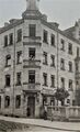 Leyher Straße um 1905, im Erdgeschoss die Gaststätte Deutsches Eck
