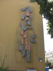 Max-Planck-Str. 1 Drahtplastik.JPG