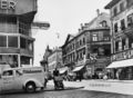 Schwabacher Straße 28/30 - heute Drogeriemarkt Müller, links angeschnitten die Ecke von Nr. 11. Um 1950