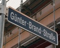 Straßenschild Günter-Brand-Straße in Stadeln
