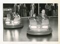 Fahrgeschäft „Autoscooter“ auf der Michaelis-Kirchweih Oktober 1973 mit <!--LINK'" 0:78--> Angehörigen